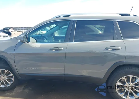 2021 Jeep Cherokee Latitude Plus 4X4 z USA, uszkodzony, nr VIN 1C4PJMLB0MD163228